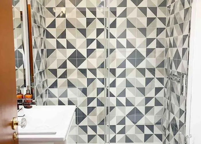 Moorish Magic In Monte Estoril-500m To The * 埃斯托利尔