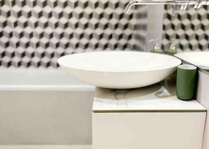 Moorish Magic In Monte Estoril-500m To The