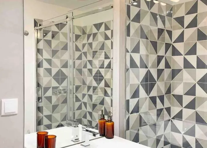 Moorish Magic In Monte Estoril-500m To The 公寓