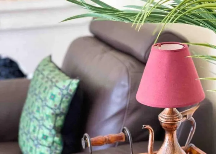 公寓 Moorish Magic In Monte Estoril-500m To The 埃斯托利尔