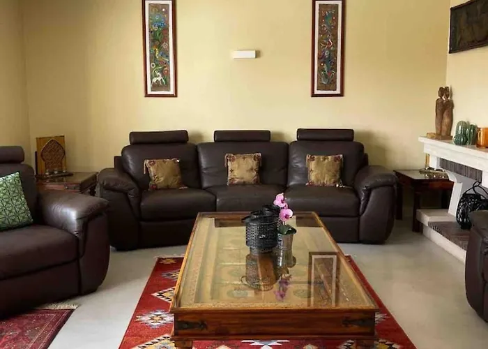 公寓 Moorish Magic In Monte Estoril-500m To The 埃斯托利尔